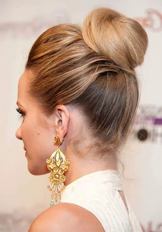 25 Easy Updos You Need to See toBelieve 25 Easy Updos You Need to See toBelieve