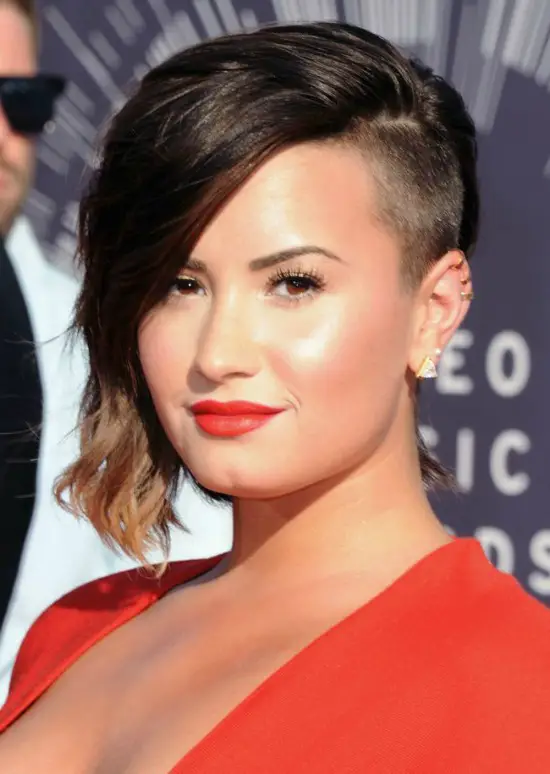 Top 32 Demi Lovato's Hairstyles & Haircut Ideas For You To Try