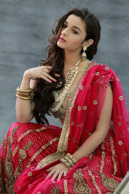 alia bhat in red saree