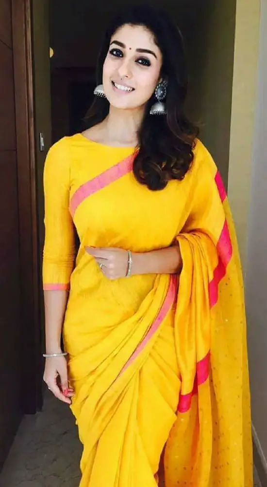 20 Awesome Pics of Nayantara In Saree