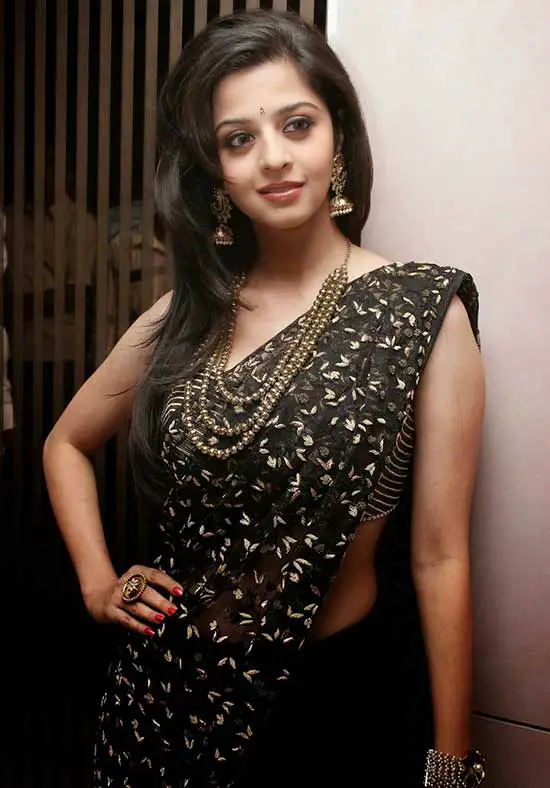 Vedhika In Black Saree