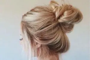 how to do a messy bun with long hair