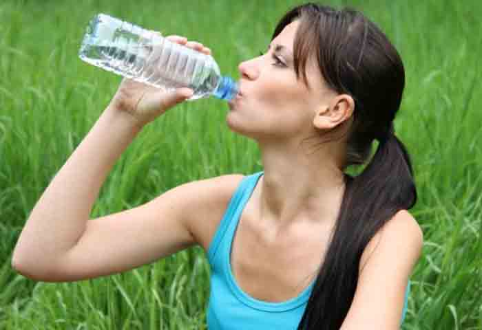 reduce body heat by drinking water