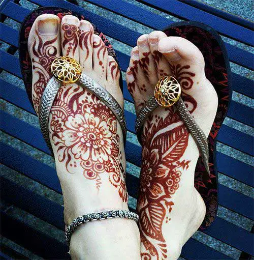 20 Inspired Foot Mehndi Designs for Your Beautiful Feet