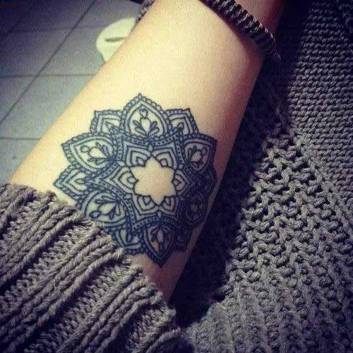 Flowerry mandala on the hand