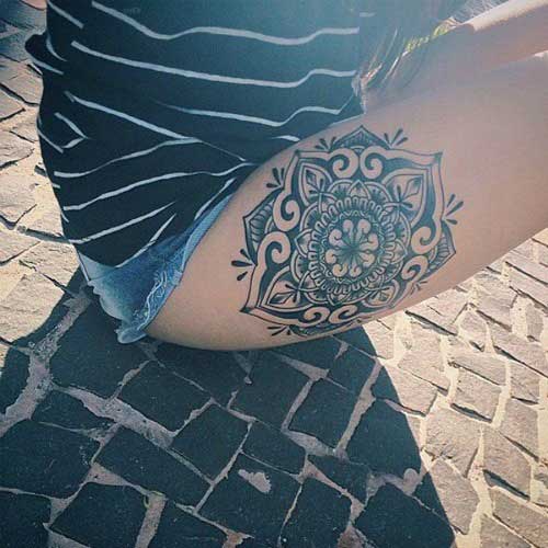 Gorgeous madala on the thigh