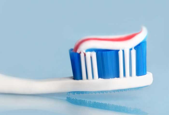 surprising uses of toothbrush