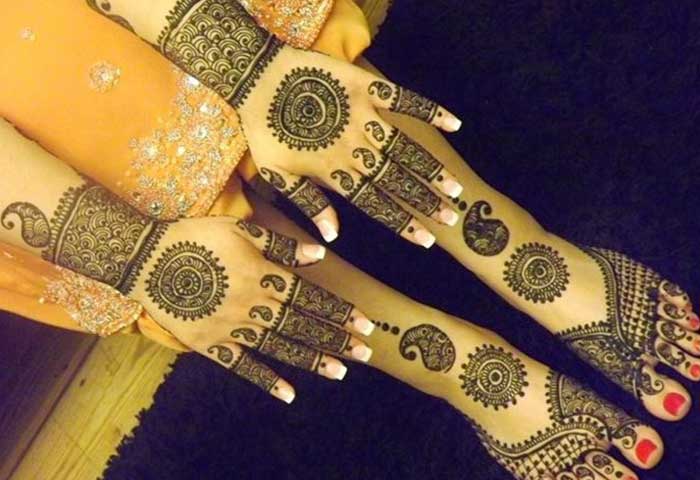 circle mehndi design