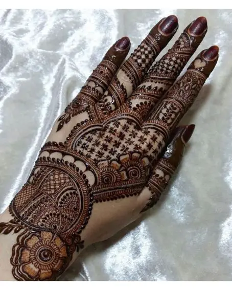 Heavy Bridal Black Mehandi