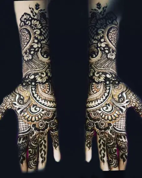 Black Traditional Mehndi Design