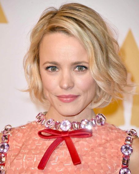 12. Rachel McAdams Deep side part with long Hairstyle