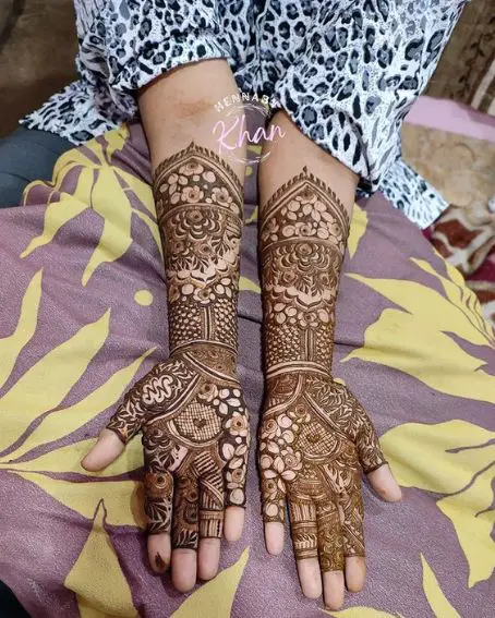 Traditional Mehndi Design For Festive