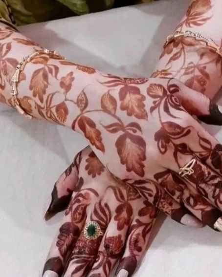 Leafy Mehndi Design