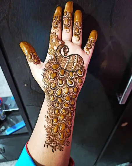 Feathery-peacock Mehndi Design