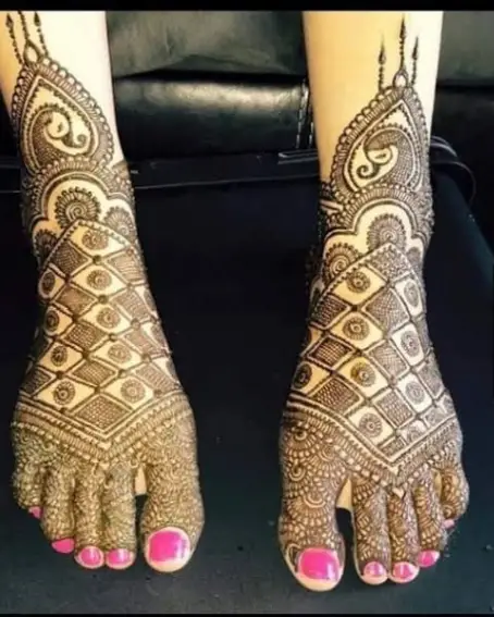 Peacock Design In Feet For Bridal Mehandi