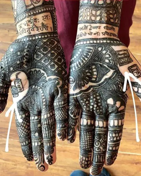 Intricate Mehndi Design