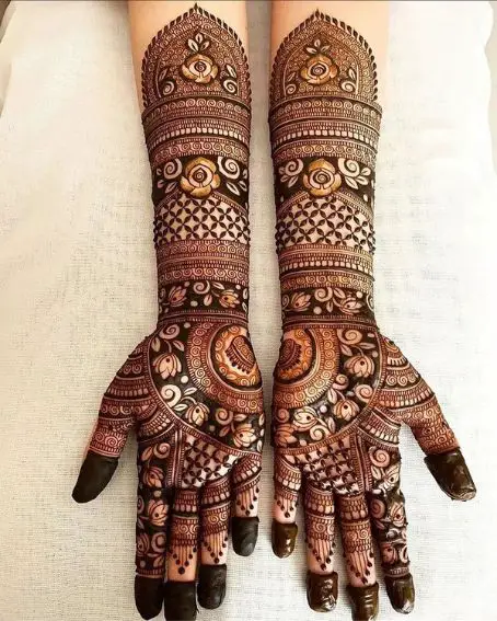 Unique Marwari Mehandi Design