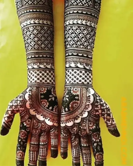 Half And Half Mehandi Design For Brides