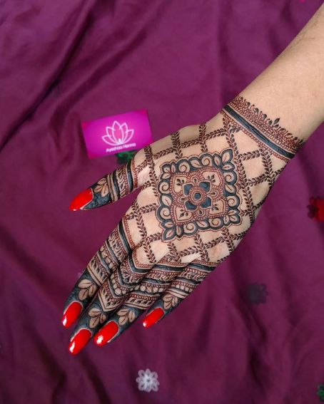 Leafy Marwari Mehandi Design