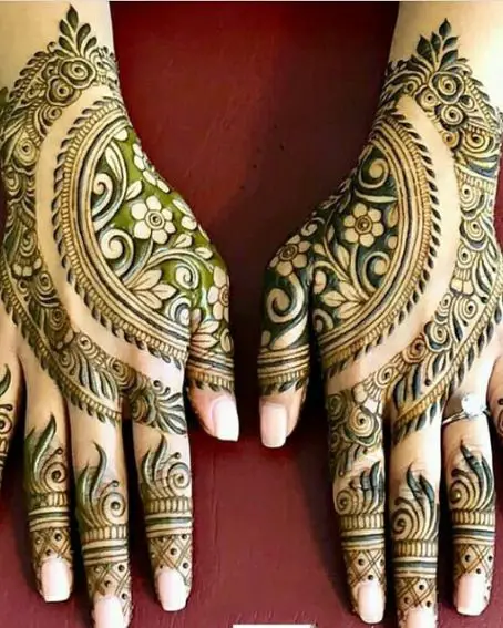 Awesome Leaves Ring Style Mehndi Design