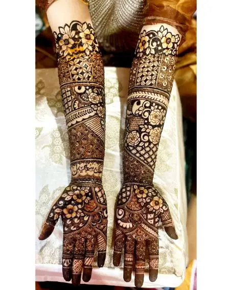 Bridal Kashmiri Mehndi Design
