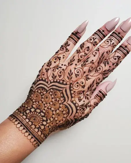 Creative Art Ring Mehndi Design