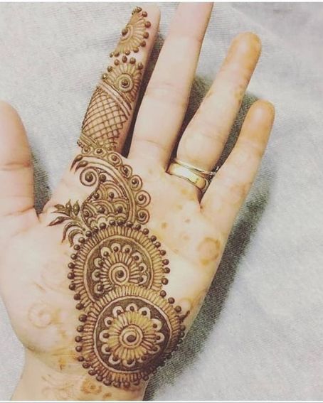 Cute Arabic Mehndi Design