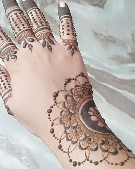 Doted Designed For One Line Mehndi