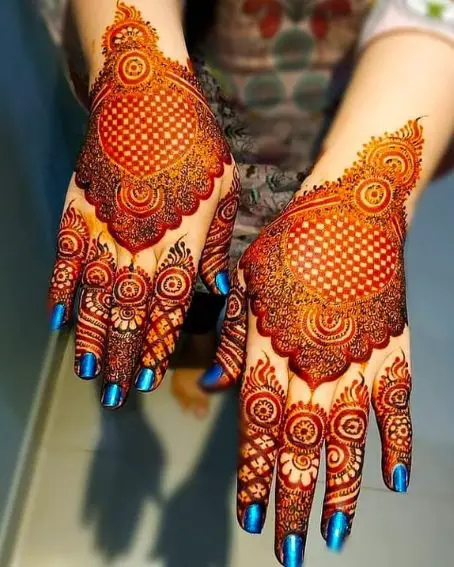 Gorgeous Kashmiri Bridal Mehndi Design