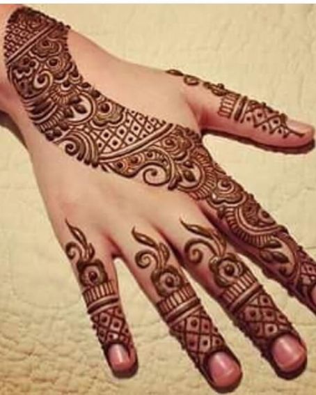 Intricate Mehndi Ring Design