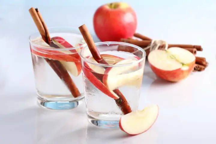 Apple and Cinnamon Water