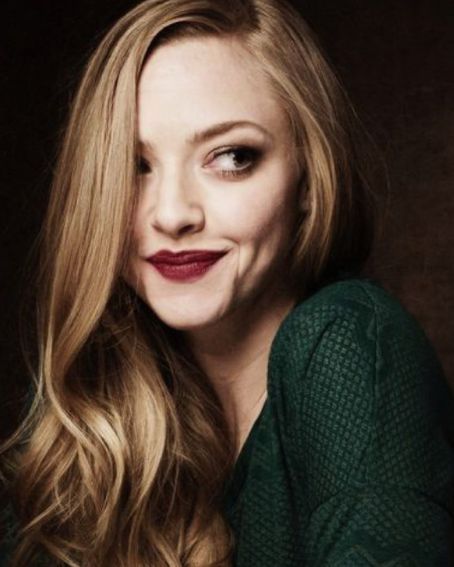 Amanda Seyfried Medium Blonde Hairstyles