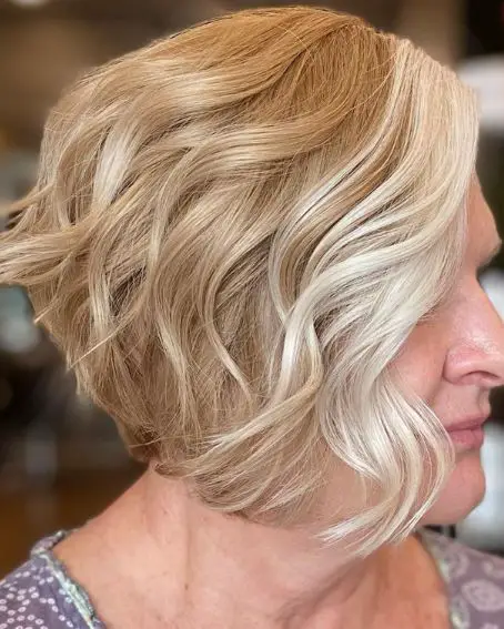 Layered Inverted Short Bob Hairstyle