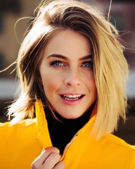 Julianne Hough Graduated Bob Haircuts