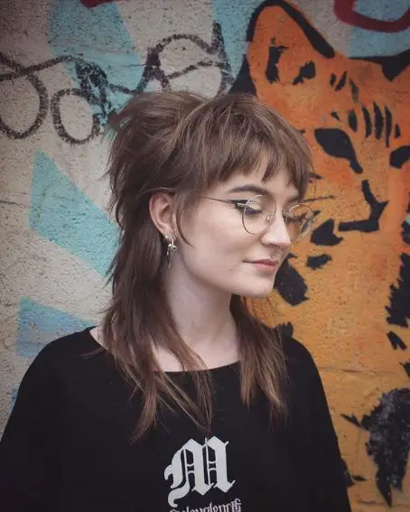 Medium-length Choppy Hairstyle