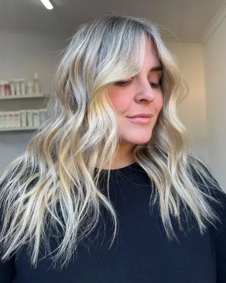 Blonde Highlight For Medium Hair