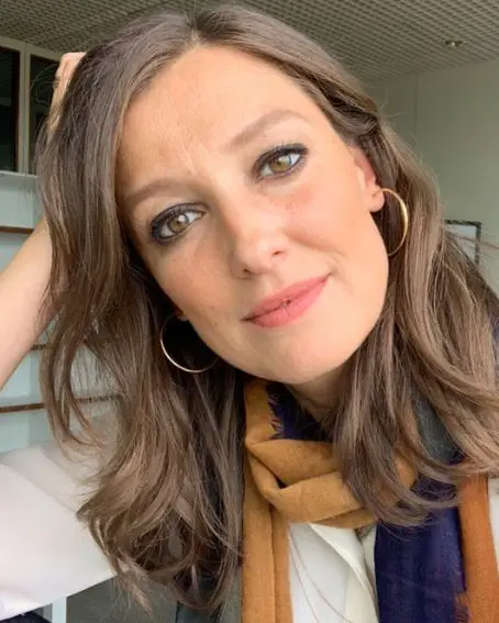 Alexandra Maria Lara Medium Layered Haircuts