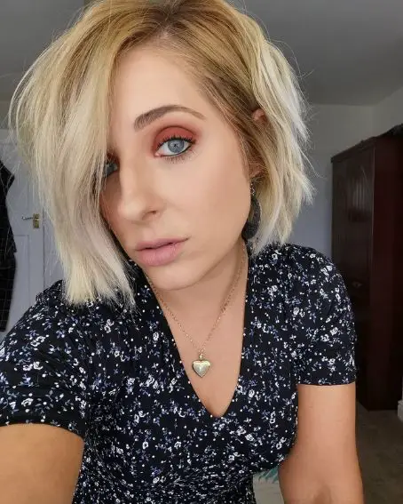 Modern Blonde Inverted Bob Hairstyle