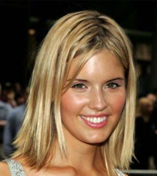 28 Trendy Medium Layered Hairstyles You Must Try Immediately