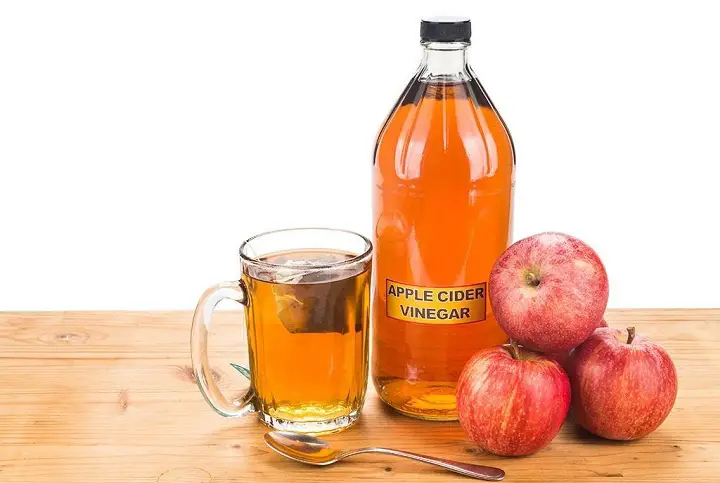 apple cider vinegar and water for acne
