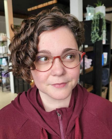 Short Wavy Pixie Cut