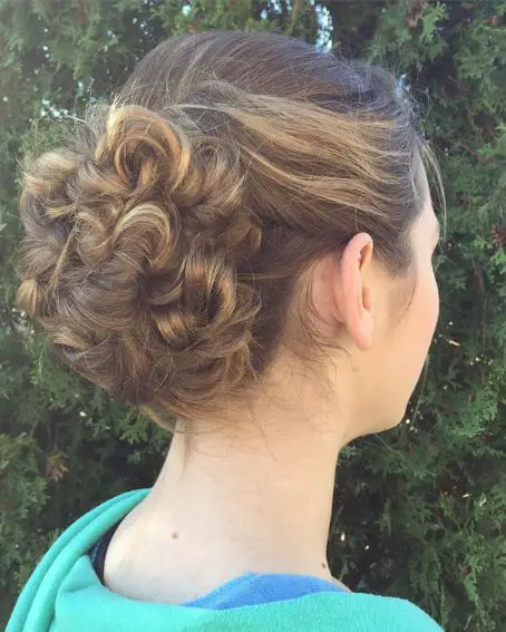 Pretty Fancy Messy Hairstyle