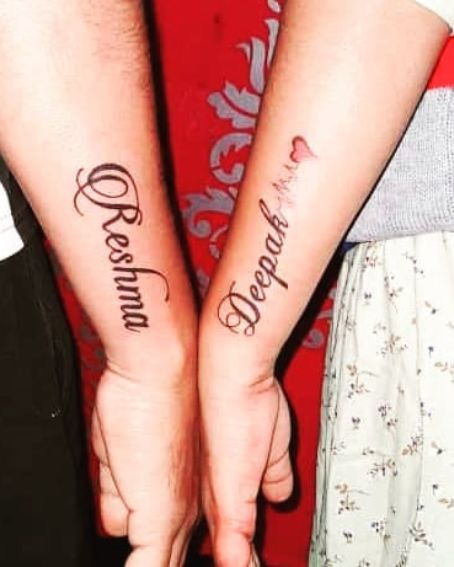Exchange Their Names As A Tattoo For A Couple
