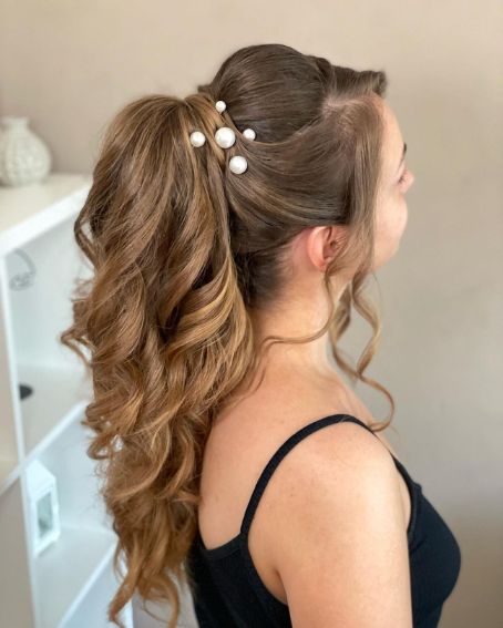 Voluminous High Ponytail Wedding Hairstyle