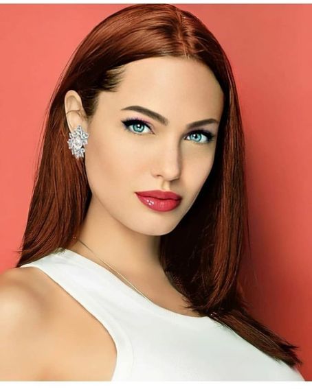 Angelina Jolie Medium Red Hairstyles