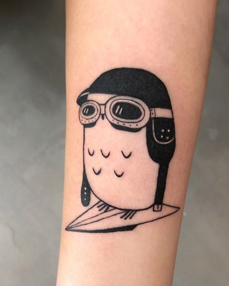 Small Cartoon Owl Tattoo On Leg