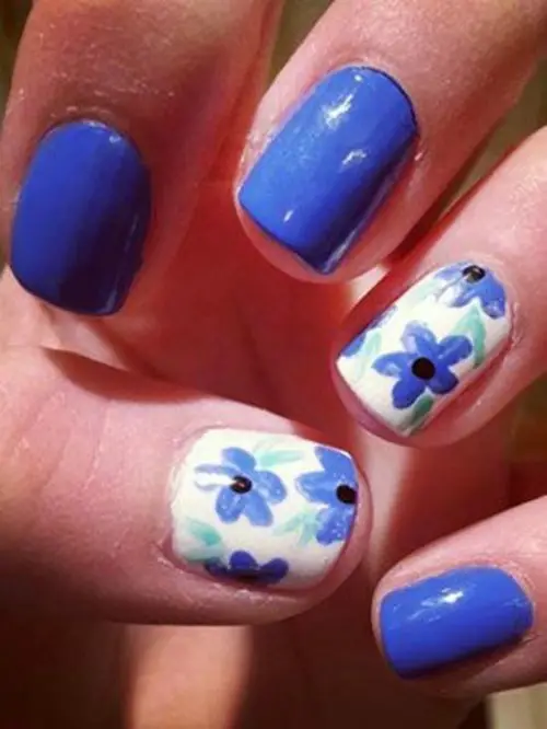 Floral Blue Nail Design