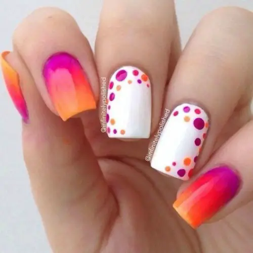 Spring summer Polka Dot Nail Art