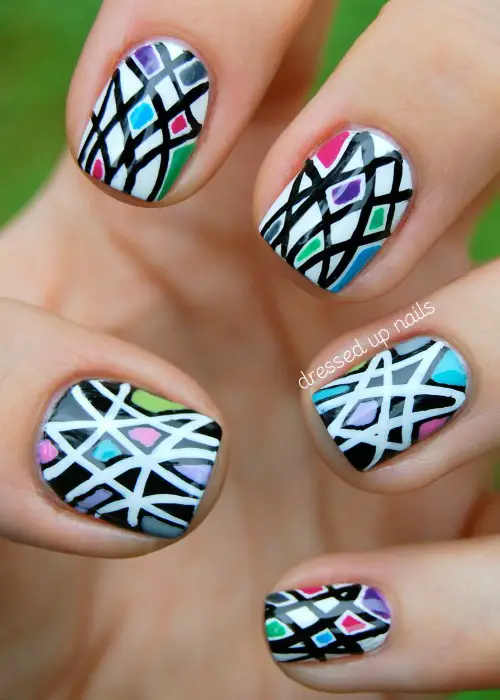 geometric pattern nail art