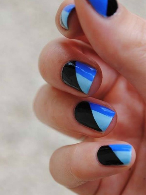 Blue Geometric Nail Art